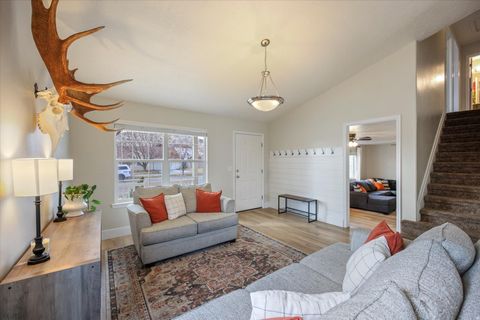 Tiny photo for 7849 N SADDLEBACK DR, Eagle Mountain, UT 84005 (MLS # 2140574)