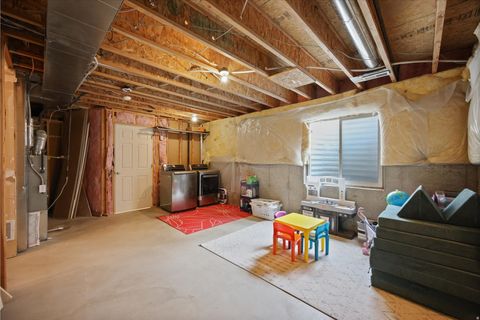 Tiny photo for 7849 N SADDLEBACK DR, Eagle Mountain, UT 84005 (MLS # 2140574)