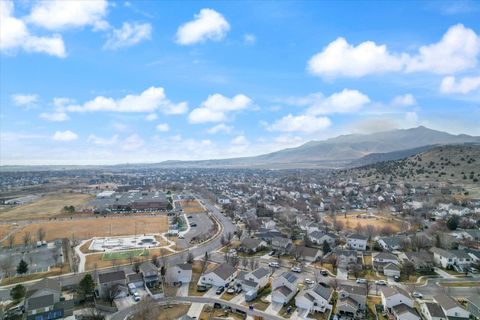 Tiny photo for 7849 N SADDLEBACK DR, Eagle Mountain, UT 84005 (MLS # 2140574)