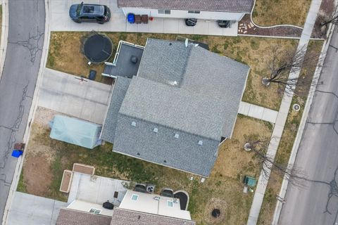 Tiny photo for 7849 N SADDLEBACK DR, Eagle Mountain, UT 84005 (MLS # 2140574)