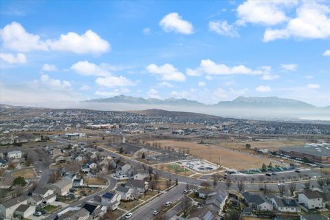 Tiny photo for 7849 N SADDLEBACK DR, Eagle Mountain, UT 84005 (MLS # 2140574)