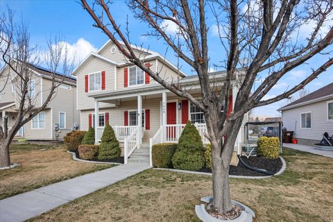 Tiny photo for 7849 N SADDLEBACK DR, Eagle Mountain, UT 84005 (MLS # 2140574)