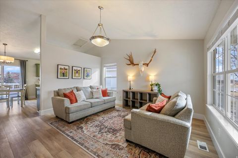 Tiny photo for 7849 N SADDLEBACK DR, Eagle Mountain, UT 84005 (MLS # 2140574)