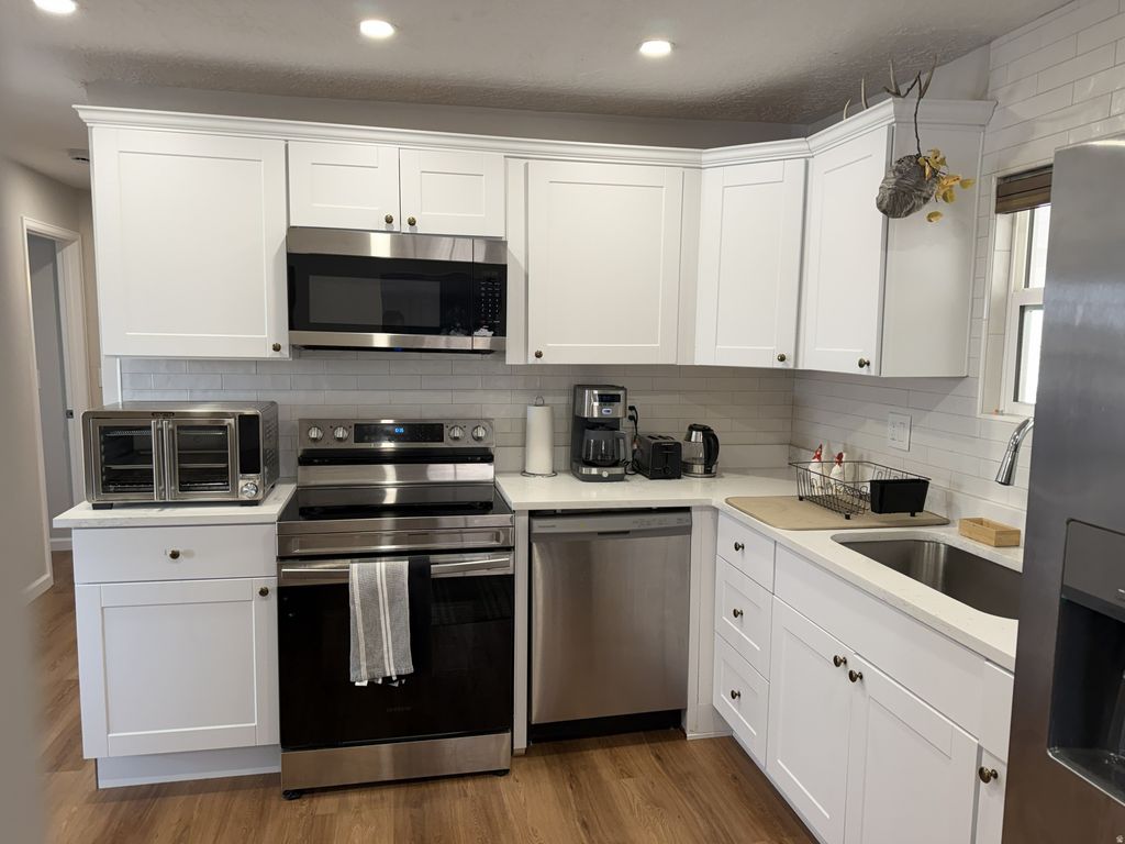 Photo of 231 S 100 E, Willard, UT 84340 (MLS # 2140396)