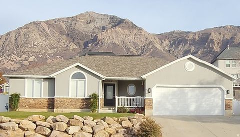 Photo of 814 E 3300 N, North Ogden, UT 84414 (MLS # 2121421)