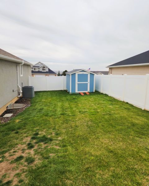 Tiny photo for 814 E 3300 N, North Ogden, UT 84414 (MLS # 2121421)