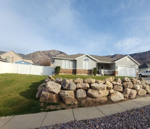 Tiny photo for 814 E 3300 N, North Ogden, UT 84414 (MLS # 2121421)