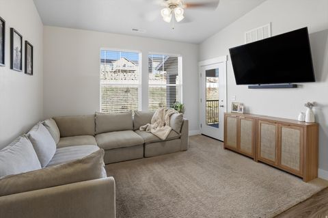 Photo of 1816 W EAGLEWOOD DR #301, Saratoga Springs, UT 84045 (MLS # 2153630)