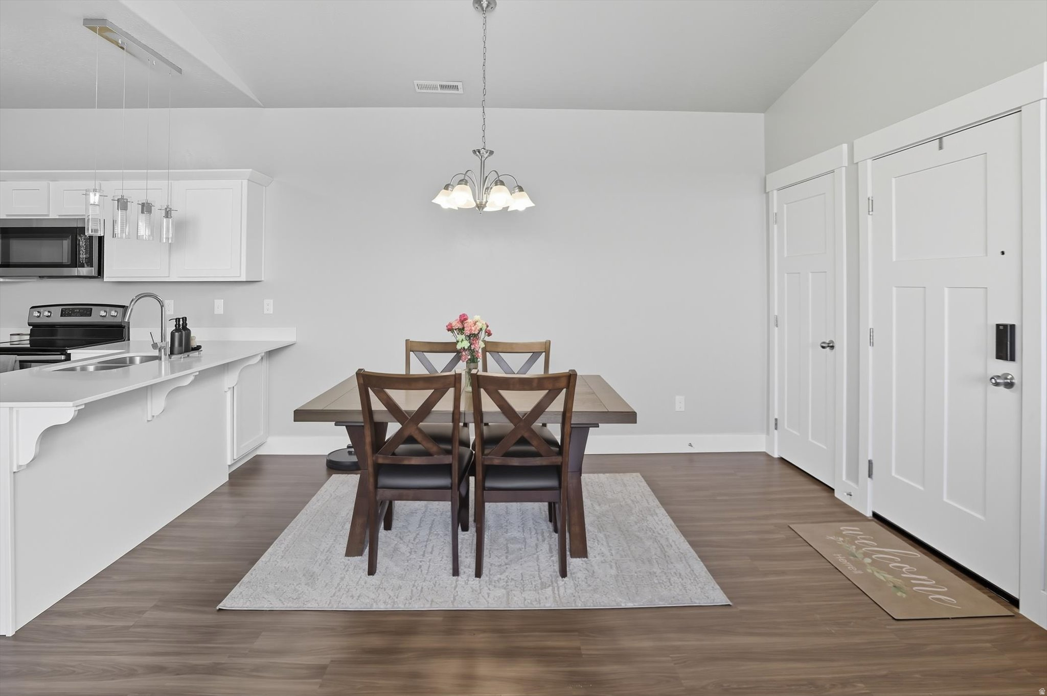 QUAILHILL AT MT SARA - Residential