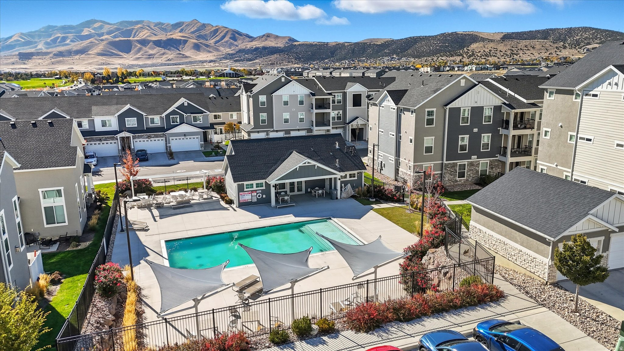 QUAILHILL AT MT SARA - Residential