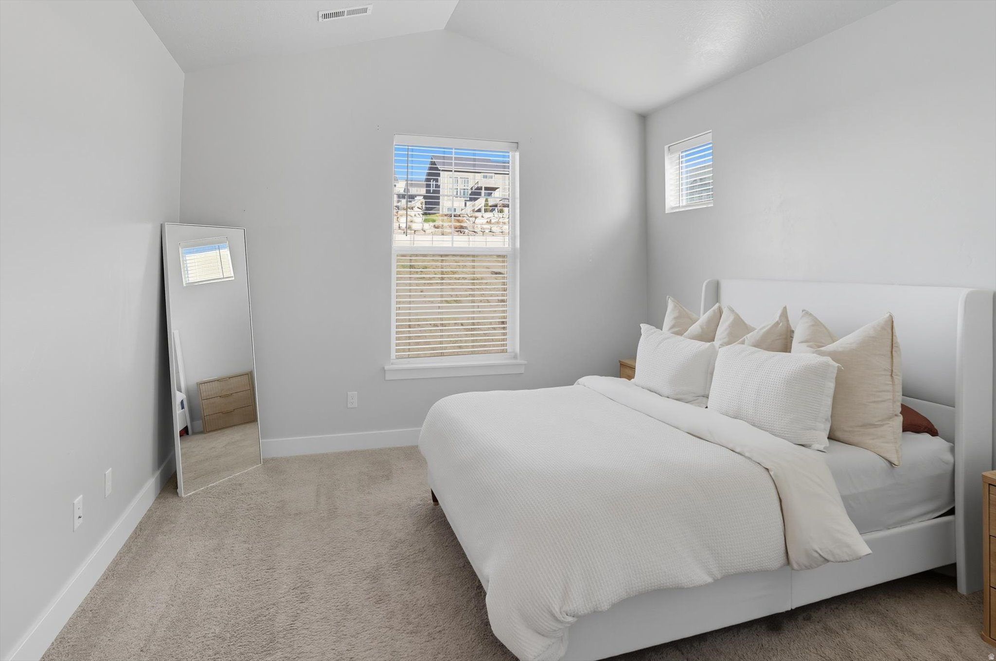 QUAILHILL AT MT SARA - Residential