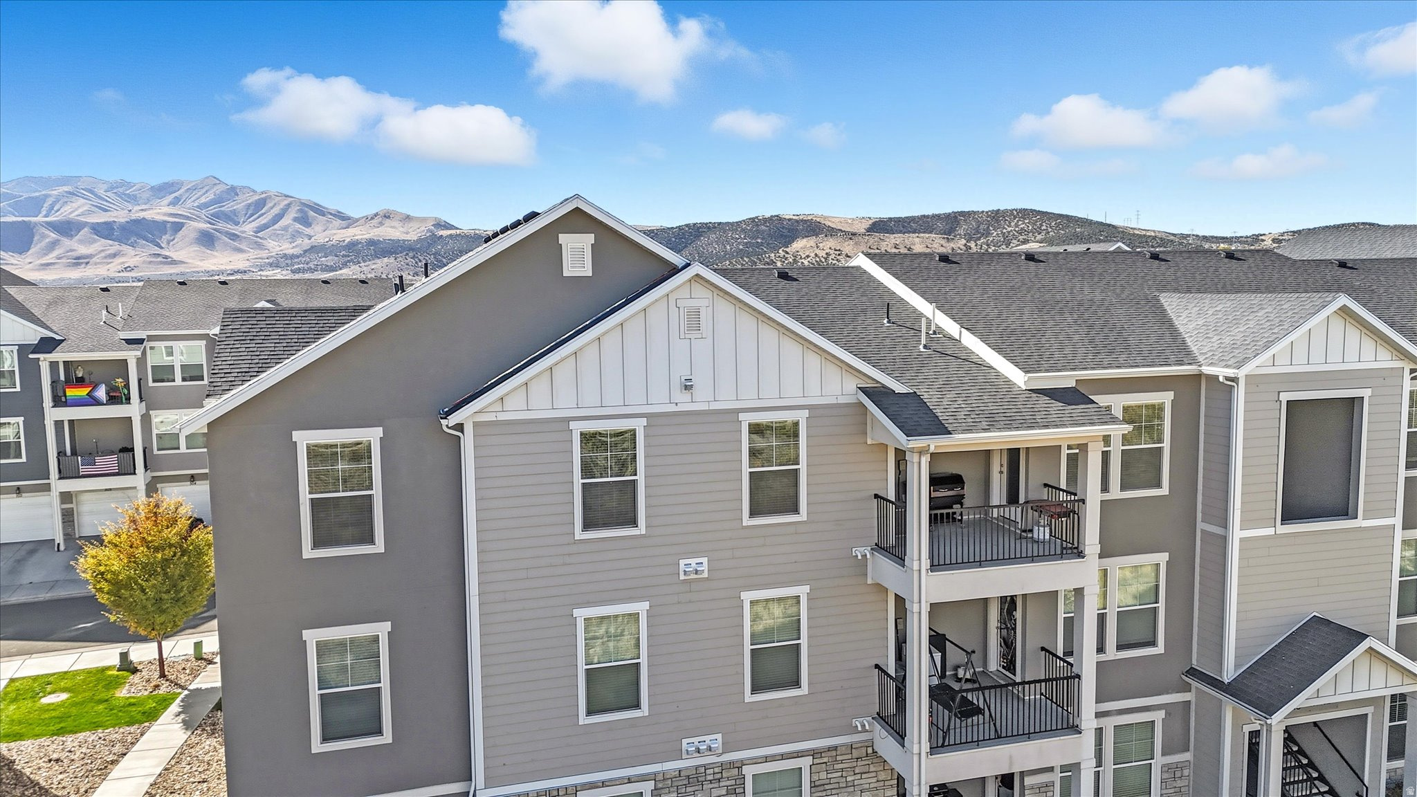 QUAILHILL AT MT SARA - Residential