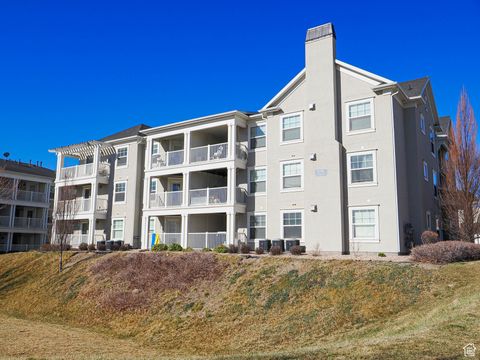 Tiny photo for 11738 S CURRANT DR #101, South Jordan, UT 84009 (MLS # 2074479)