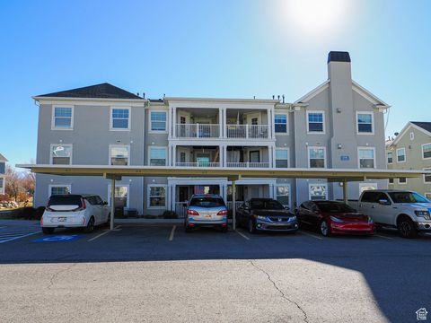 Photo of 11738 S CURRANT DR #101, South Jordan, UT 84009 (MLS # 2074479)