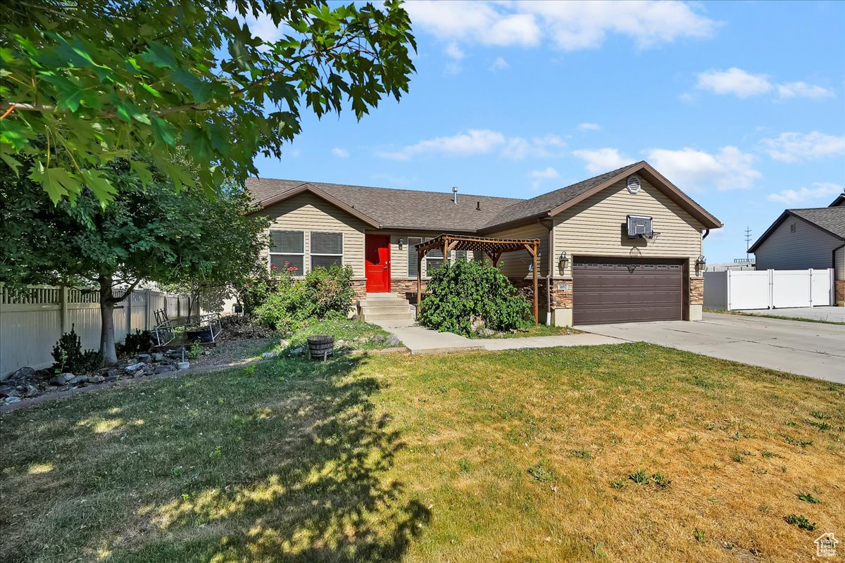 WILLOW CREEK - Residential
