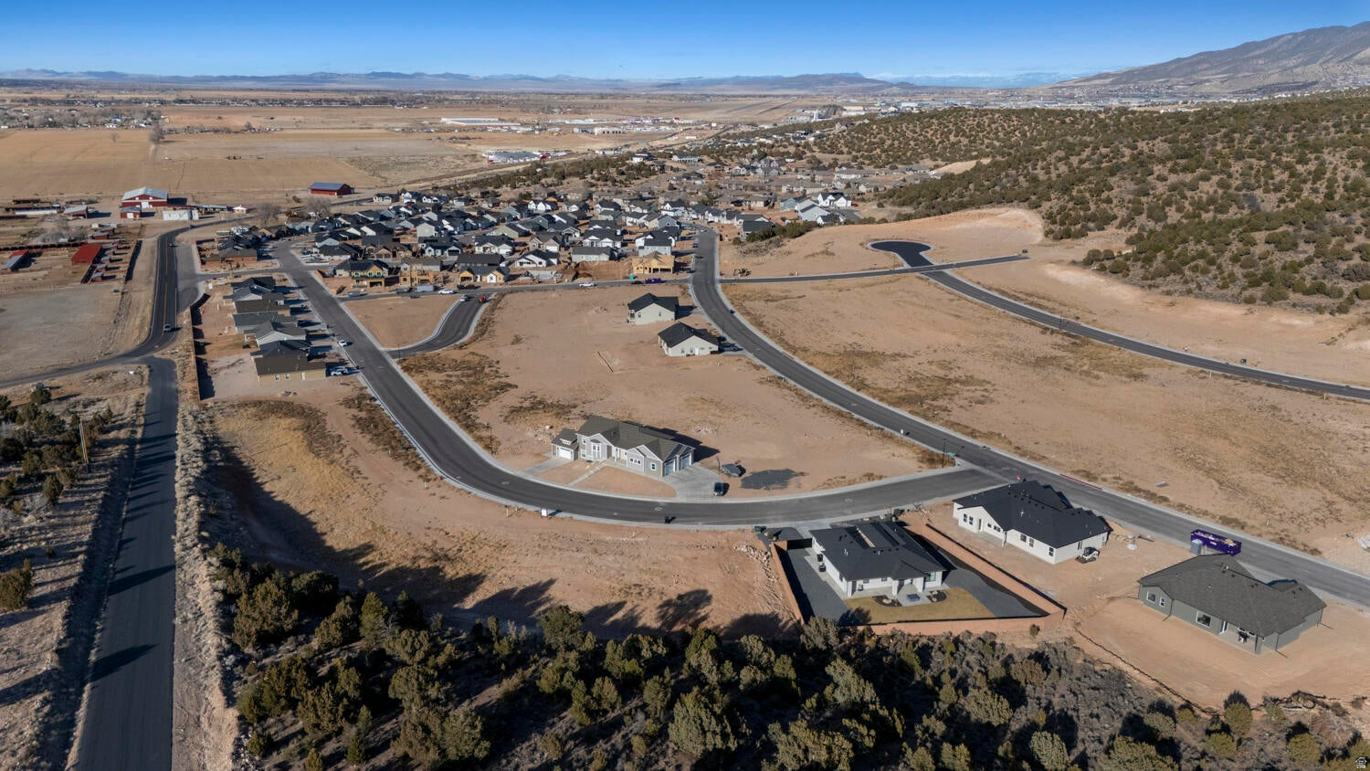 OLD SORREL RANCH - Residential