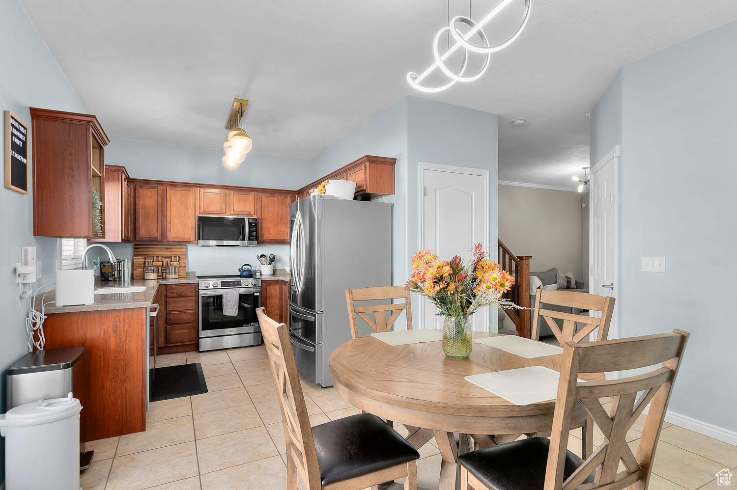MEADOWS - Residential