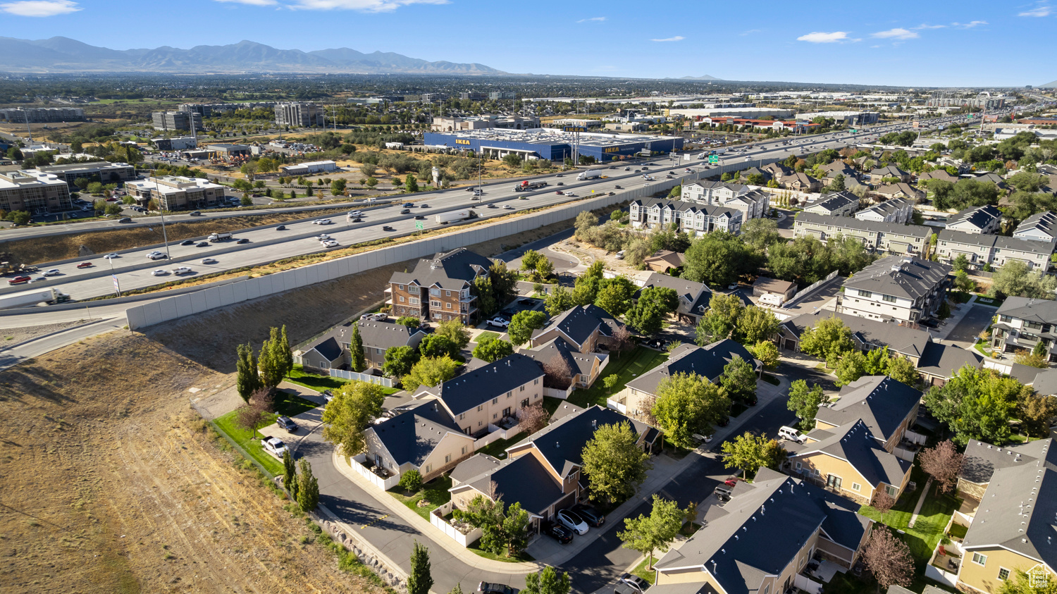 MEADOWS - Residential