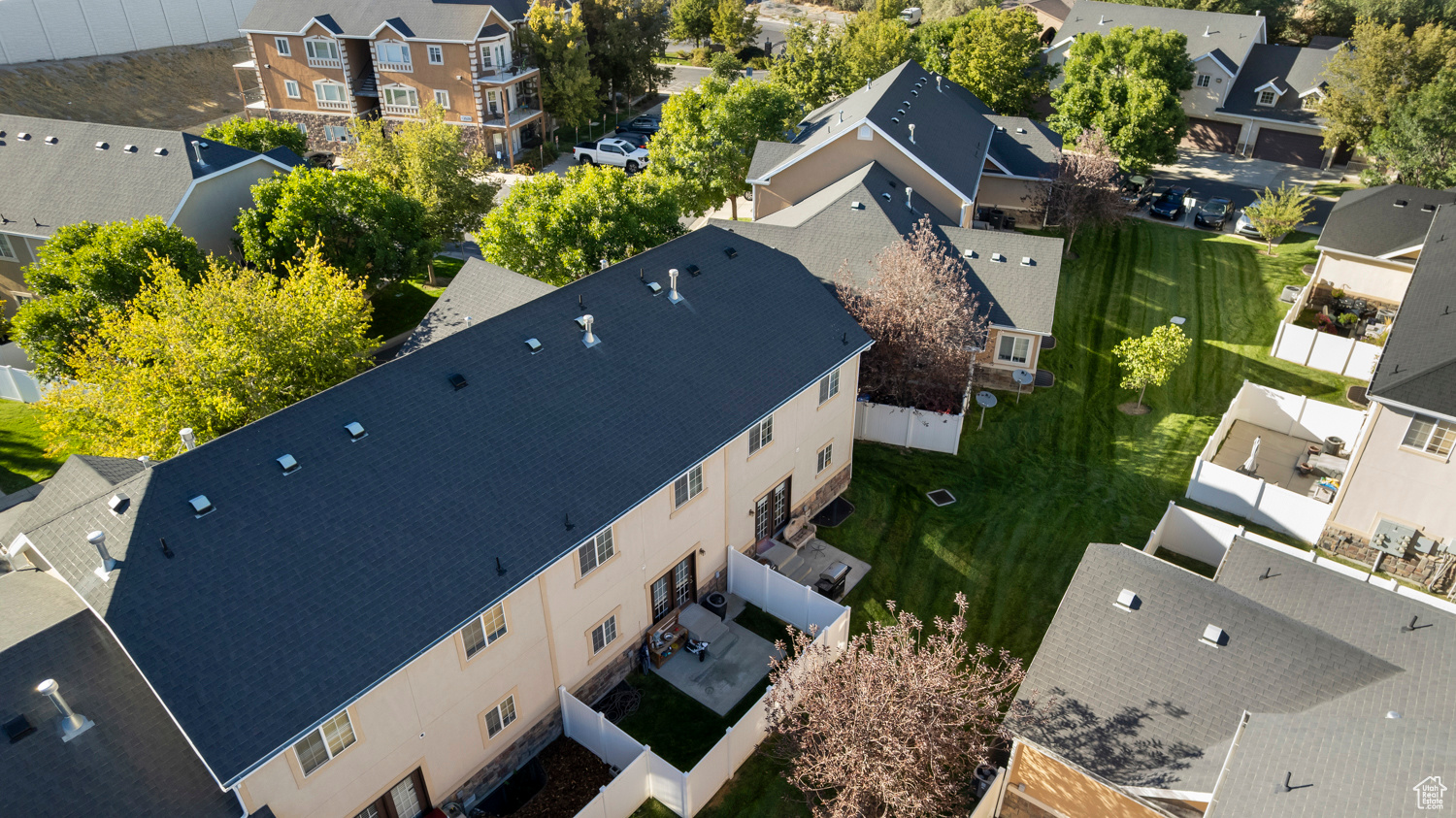 MEADOWS - Residential