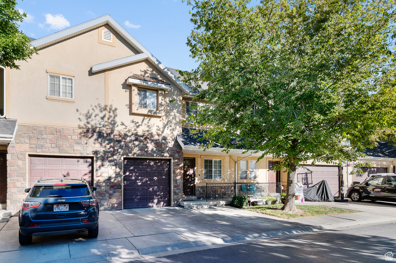 MEADOWS - Residential