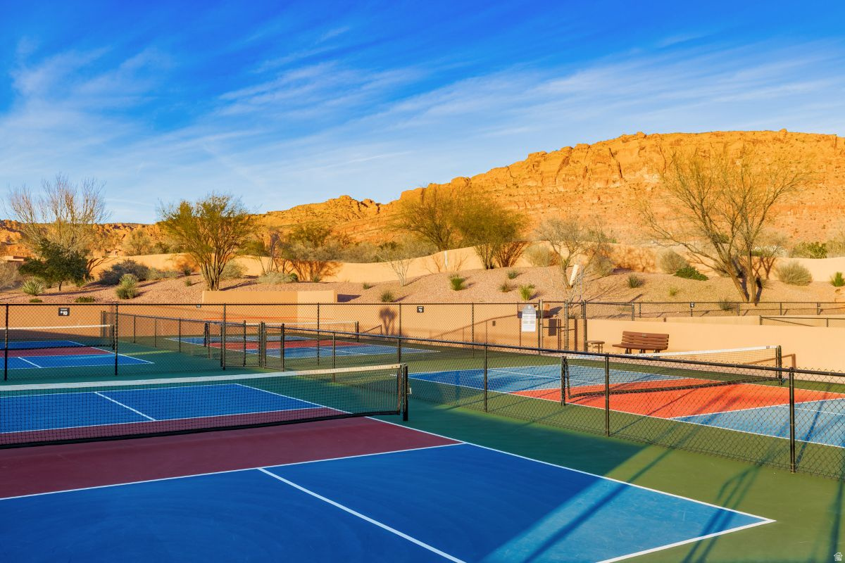 VISTAS AT ENTRADA - Land