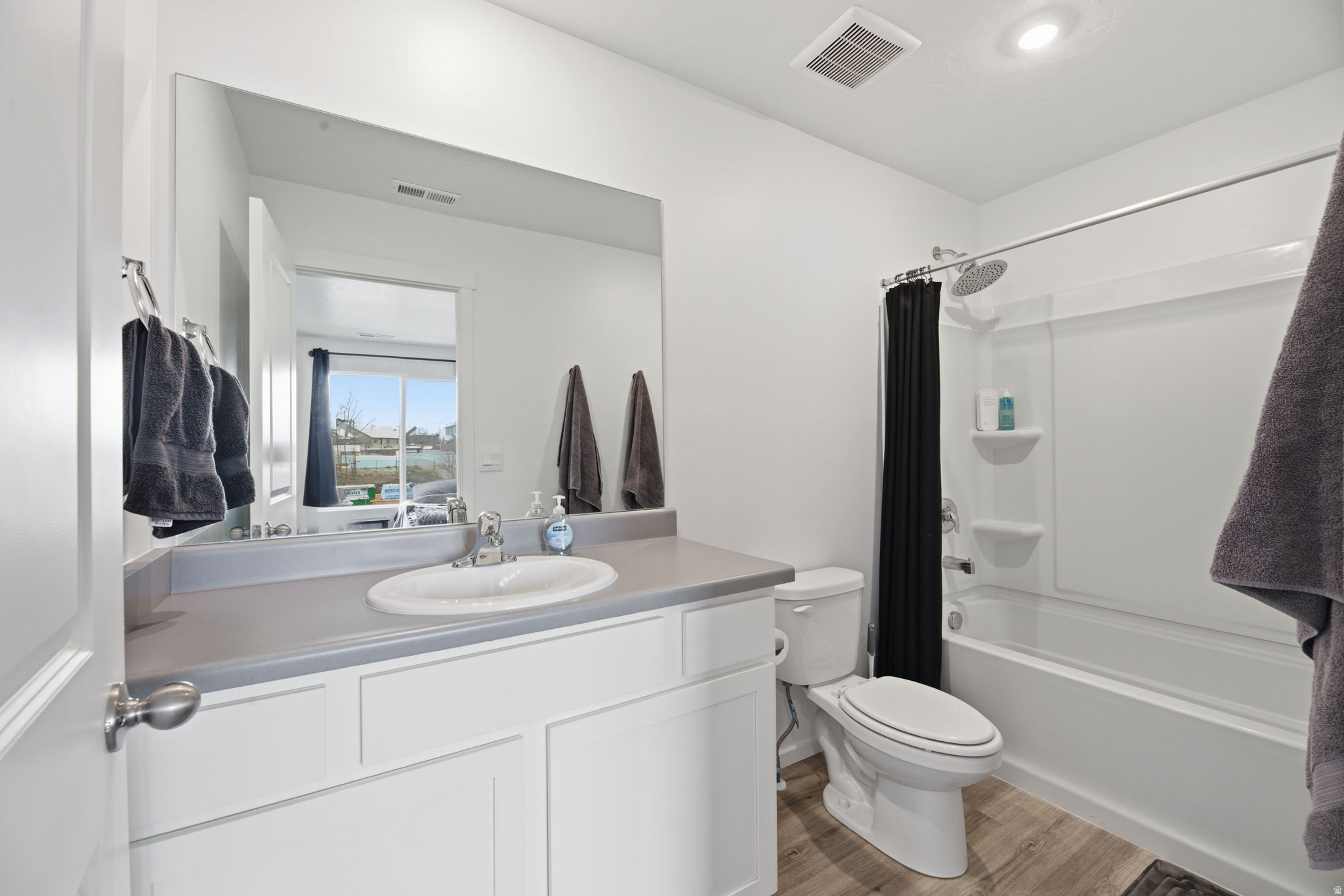 WESTERN ACRES - Residential