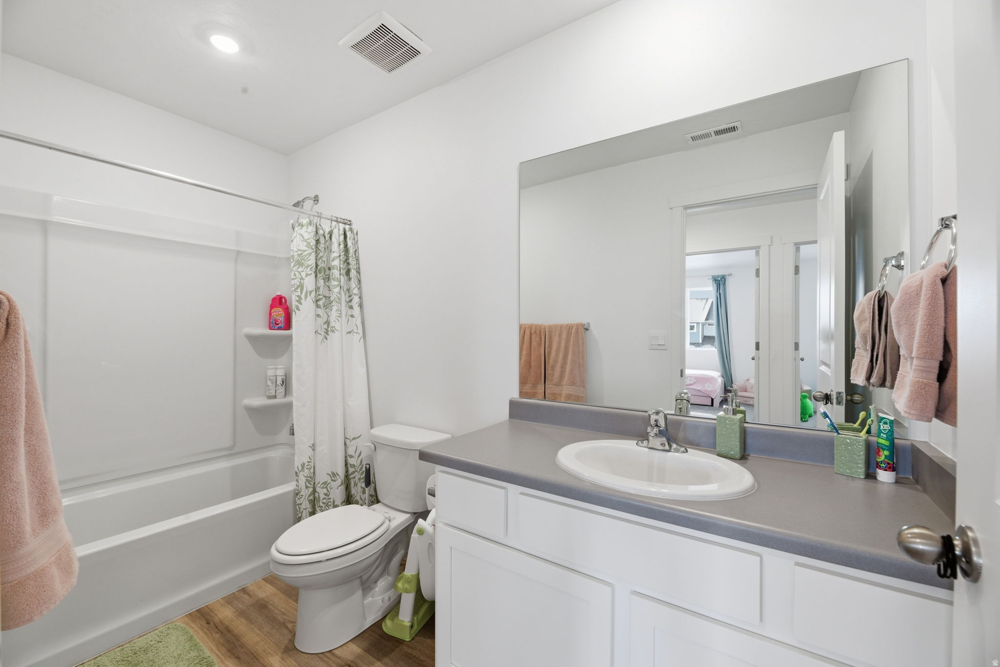 WESTERN ACRES - Residential