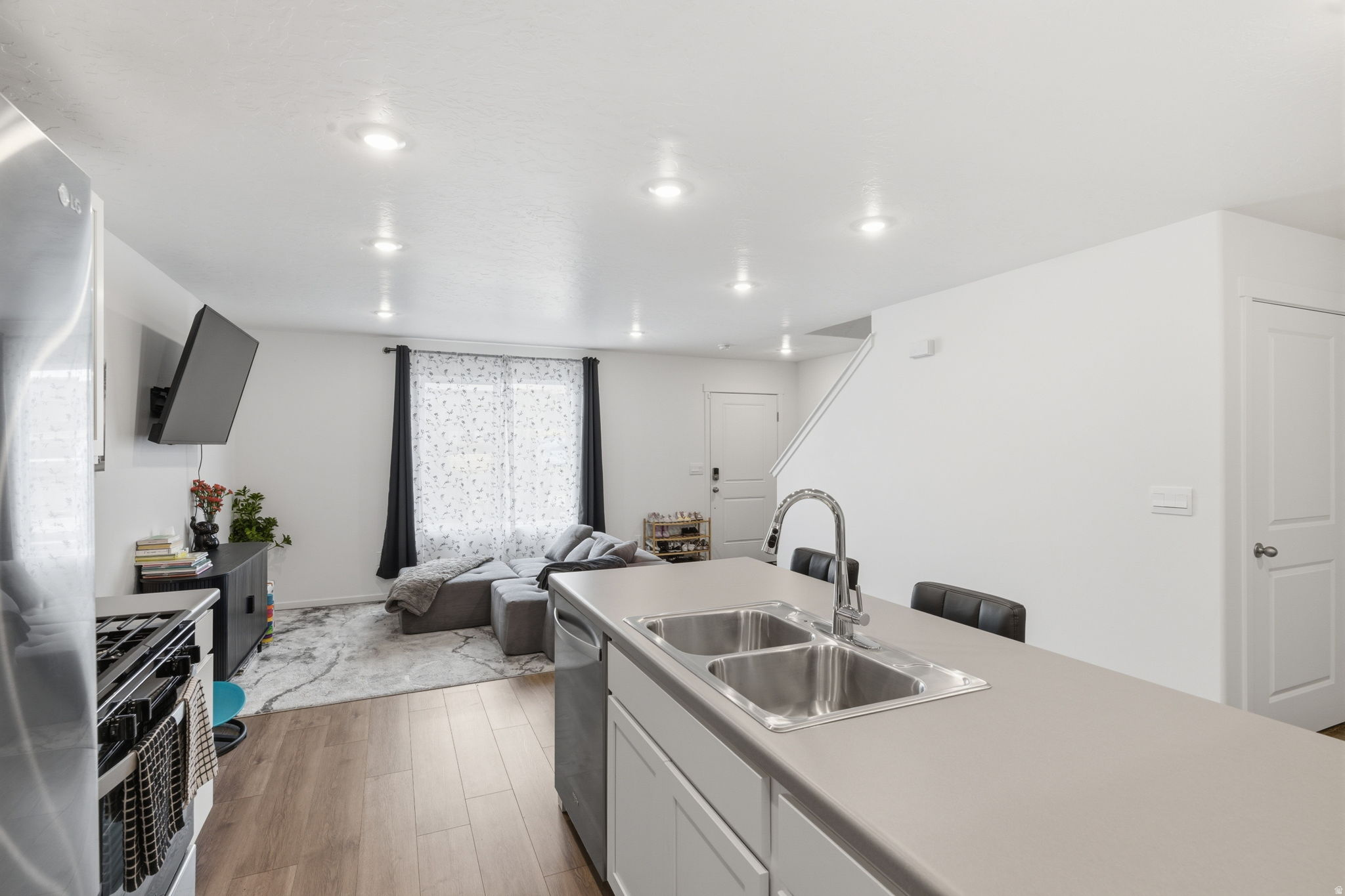 WESTERN ACRES - Residential