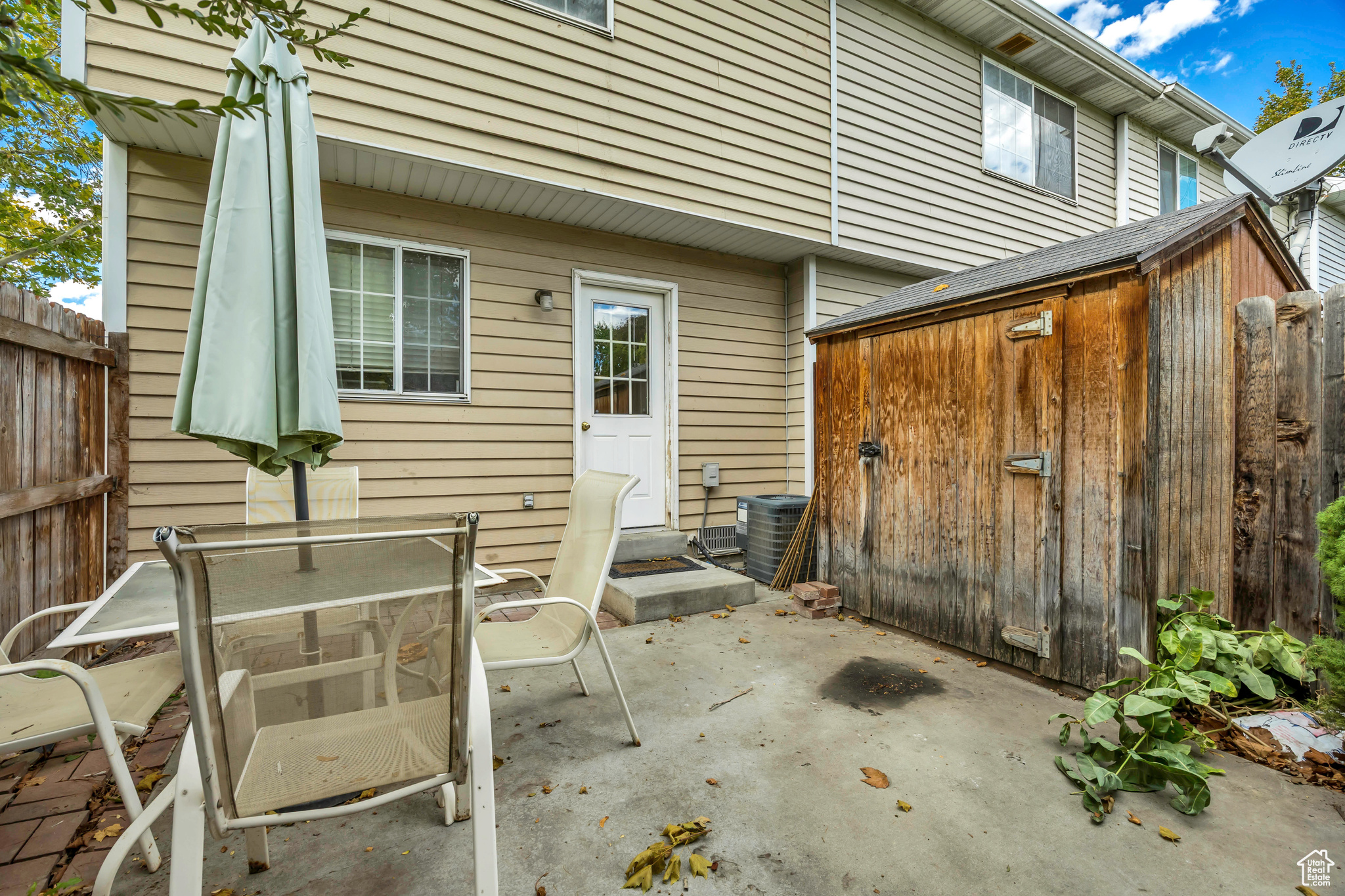 VILLAGES OF WESTGATE - Residential