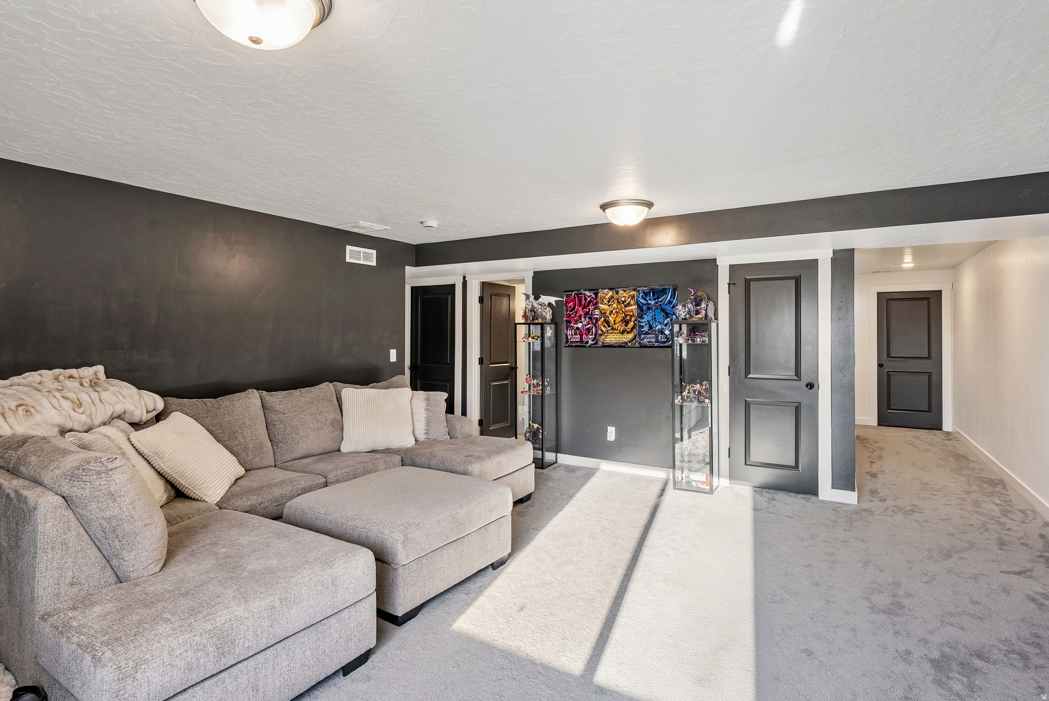 THE ROSE - Residential