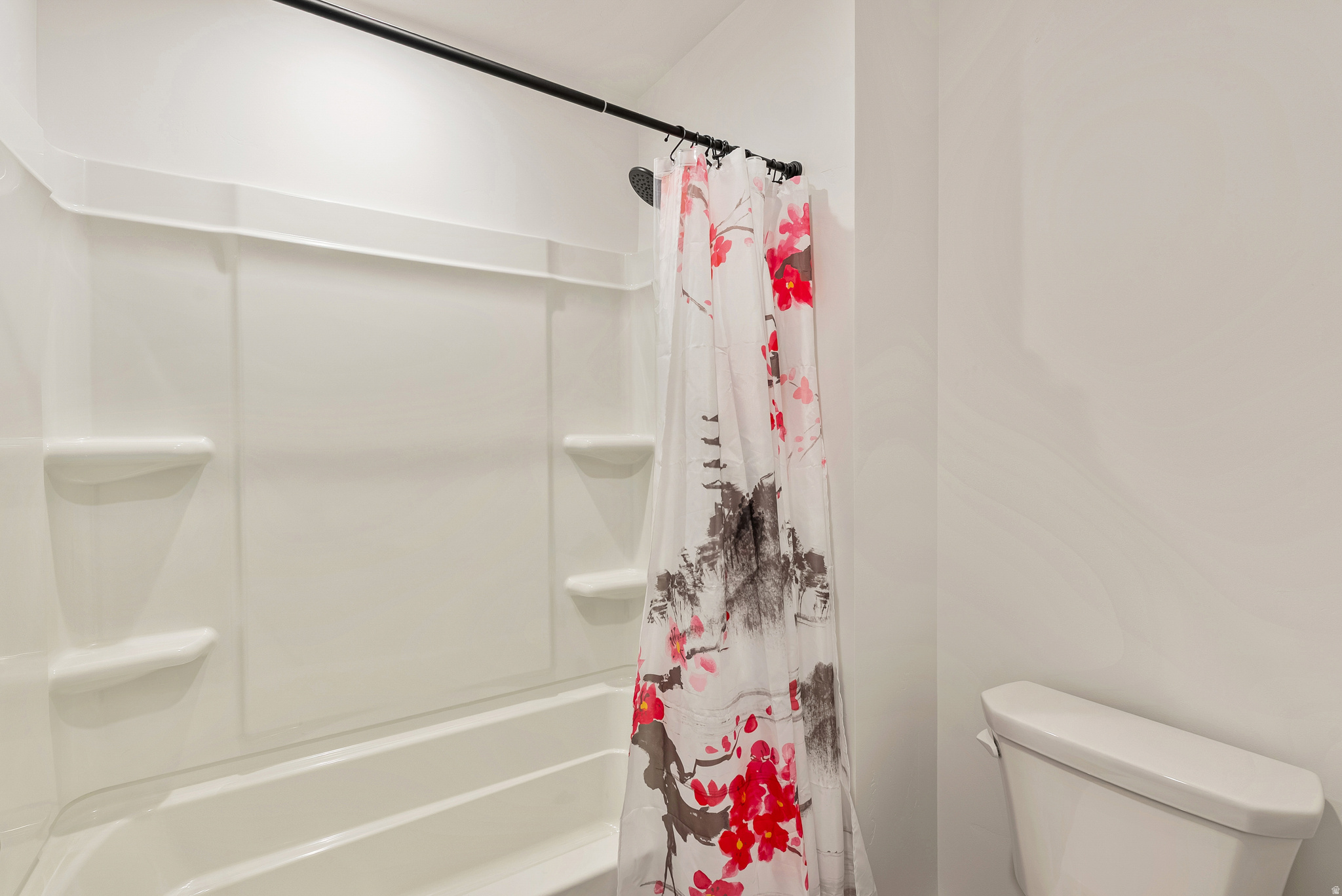 THE ROSE - Residential