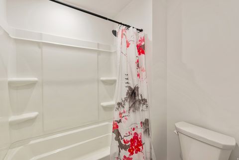 Tiny photo for 915 N EVELYN ST, Farmington, UT 84025 (MLS # 2133999)