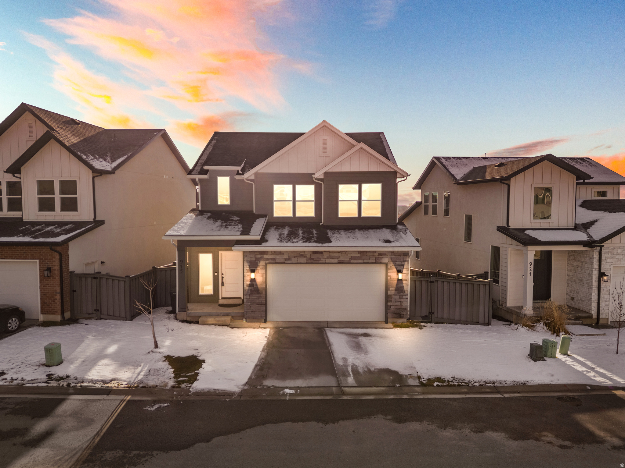 THE ROSE - Residential