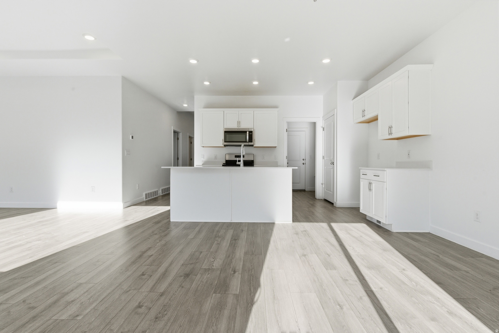 LITTLE VALLEY GATEWA - Residential