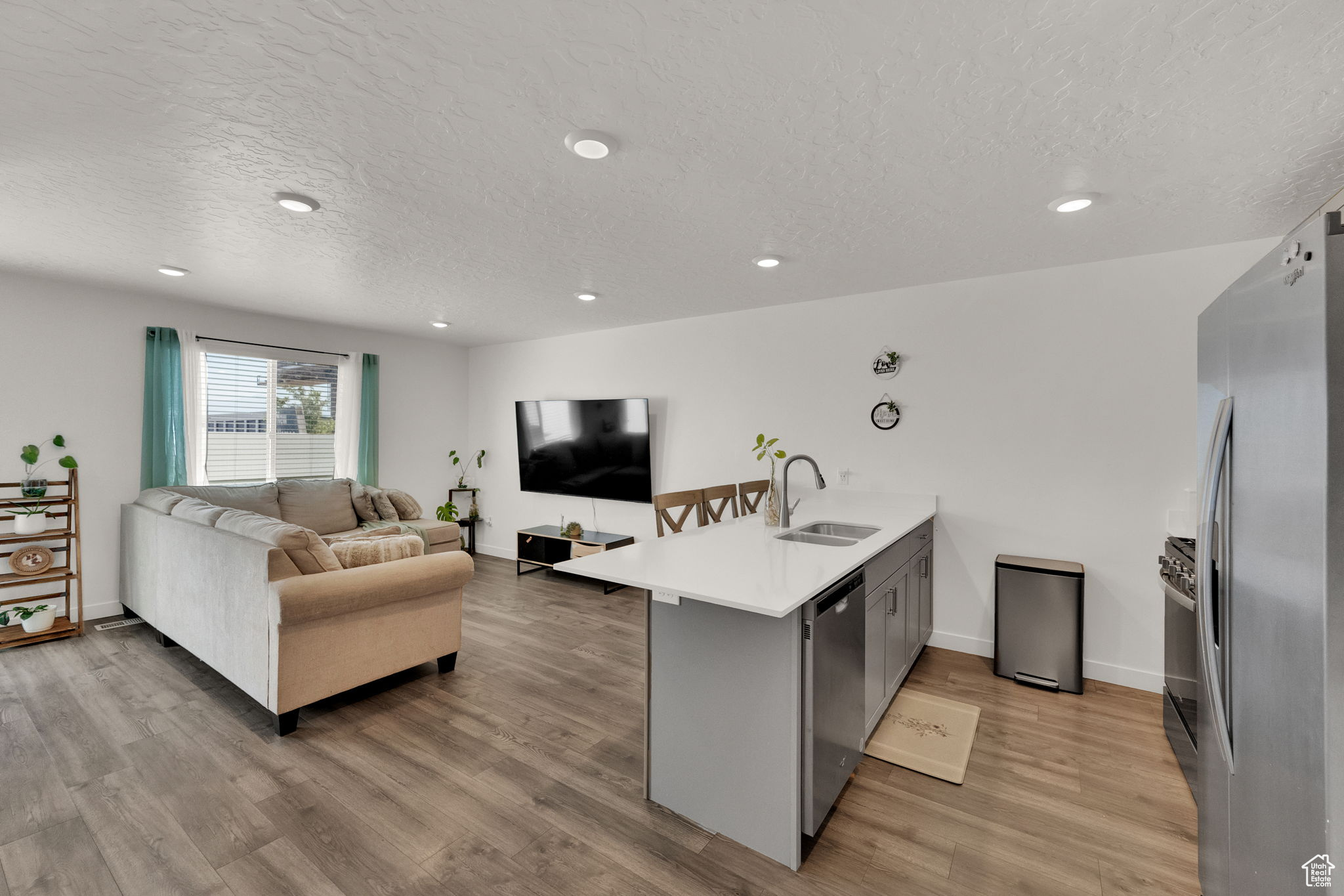 LITTLE VALLEY GATEWAY - Residential