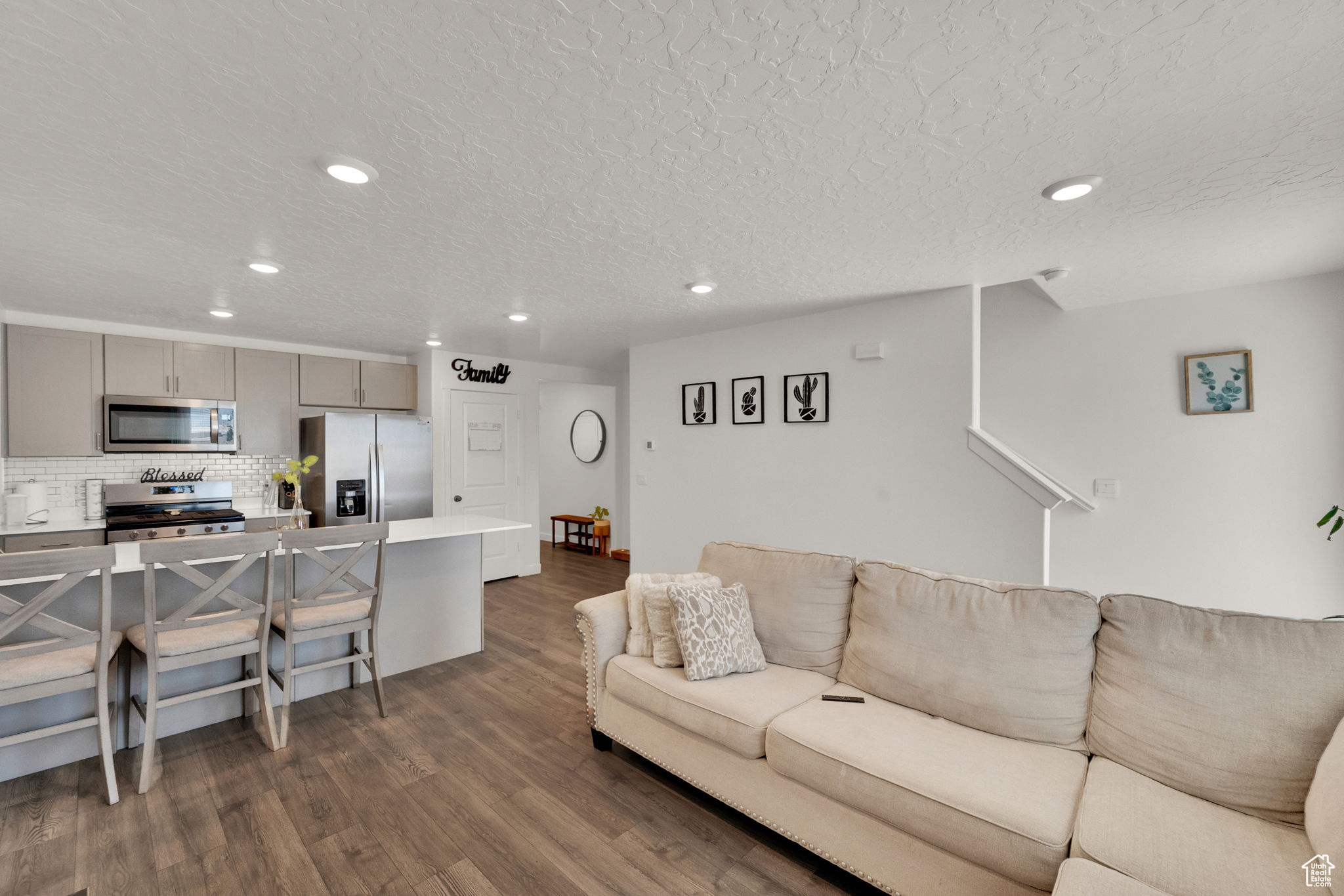 LITTLE VALLEY GATEWAY - Residential