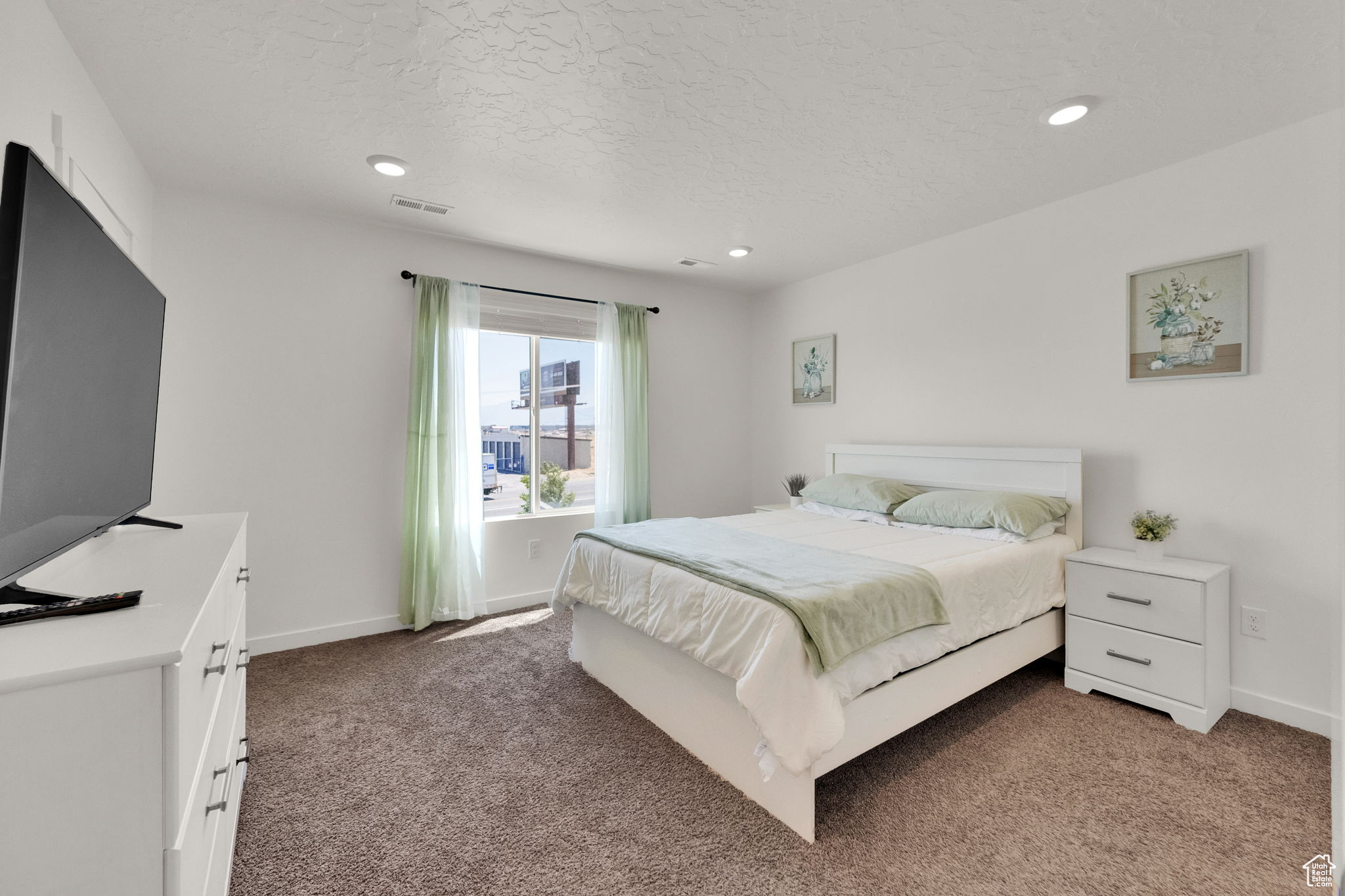 LITTLE VALLEY GATEWAY - Residential