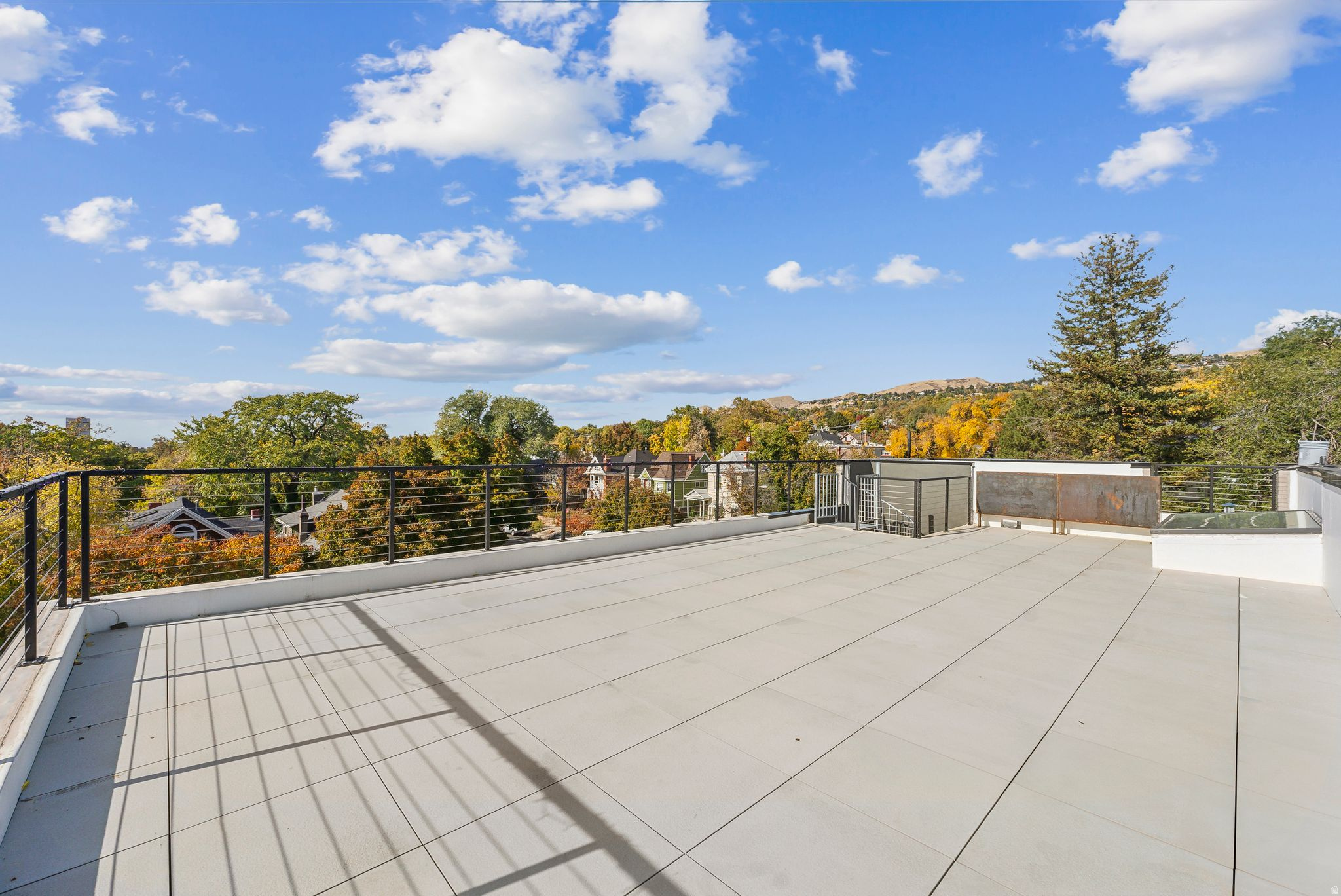 3RD AVENUE TOWNHOMES - Residential