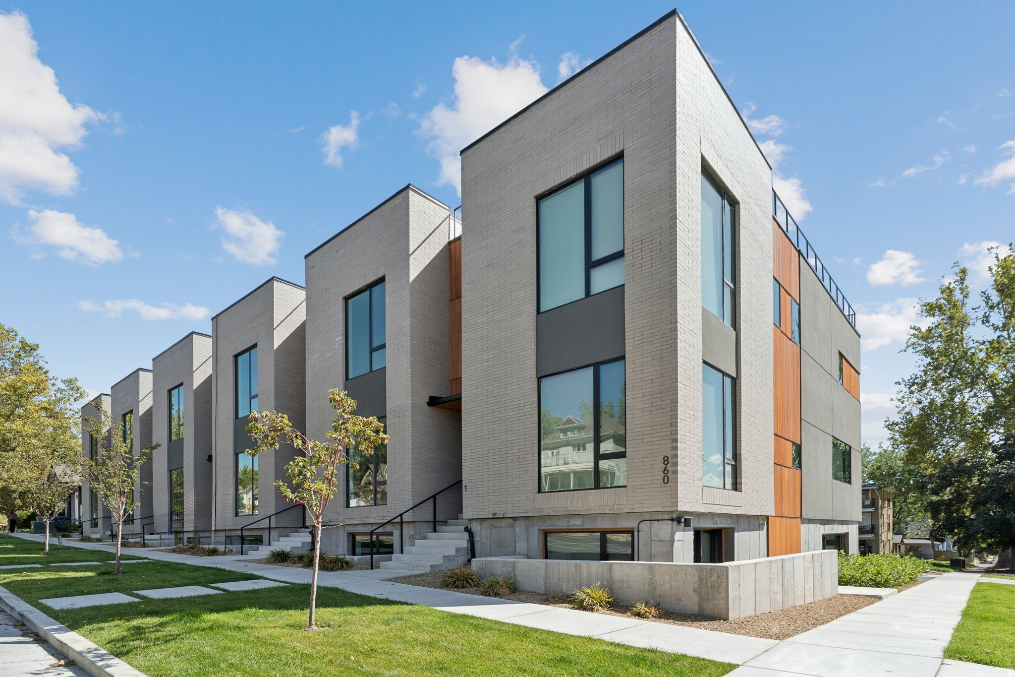 3RD AVENUE TOWNHOMES - Residential