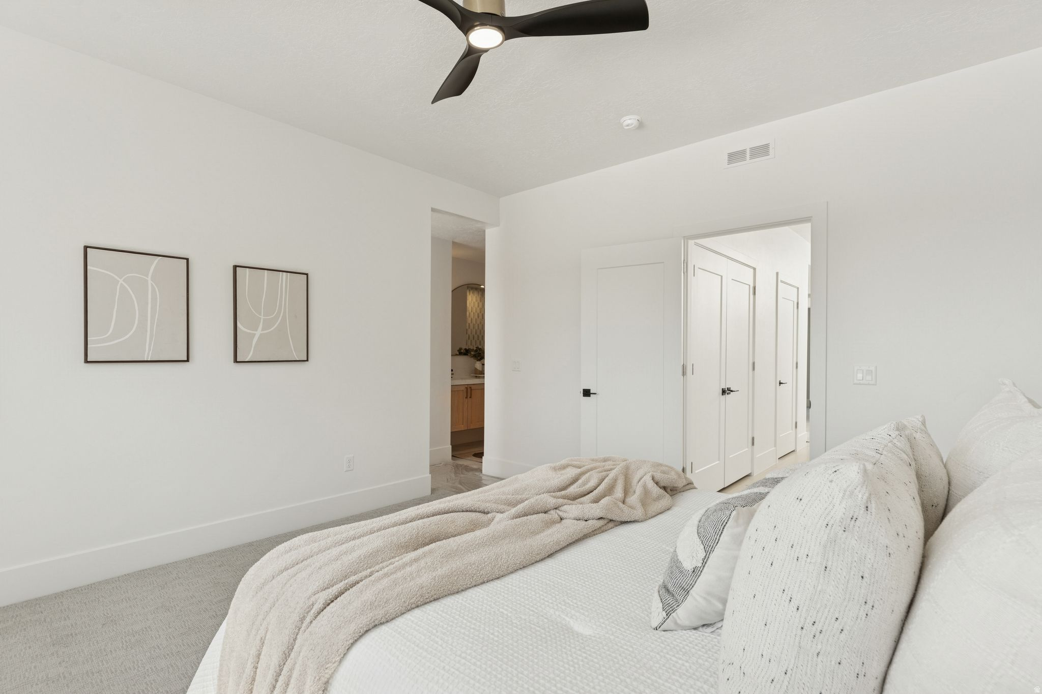 3RD AVENUE TOWNHOMES - Residential