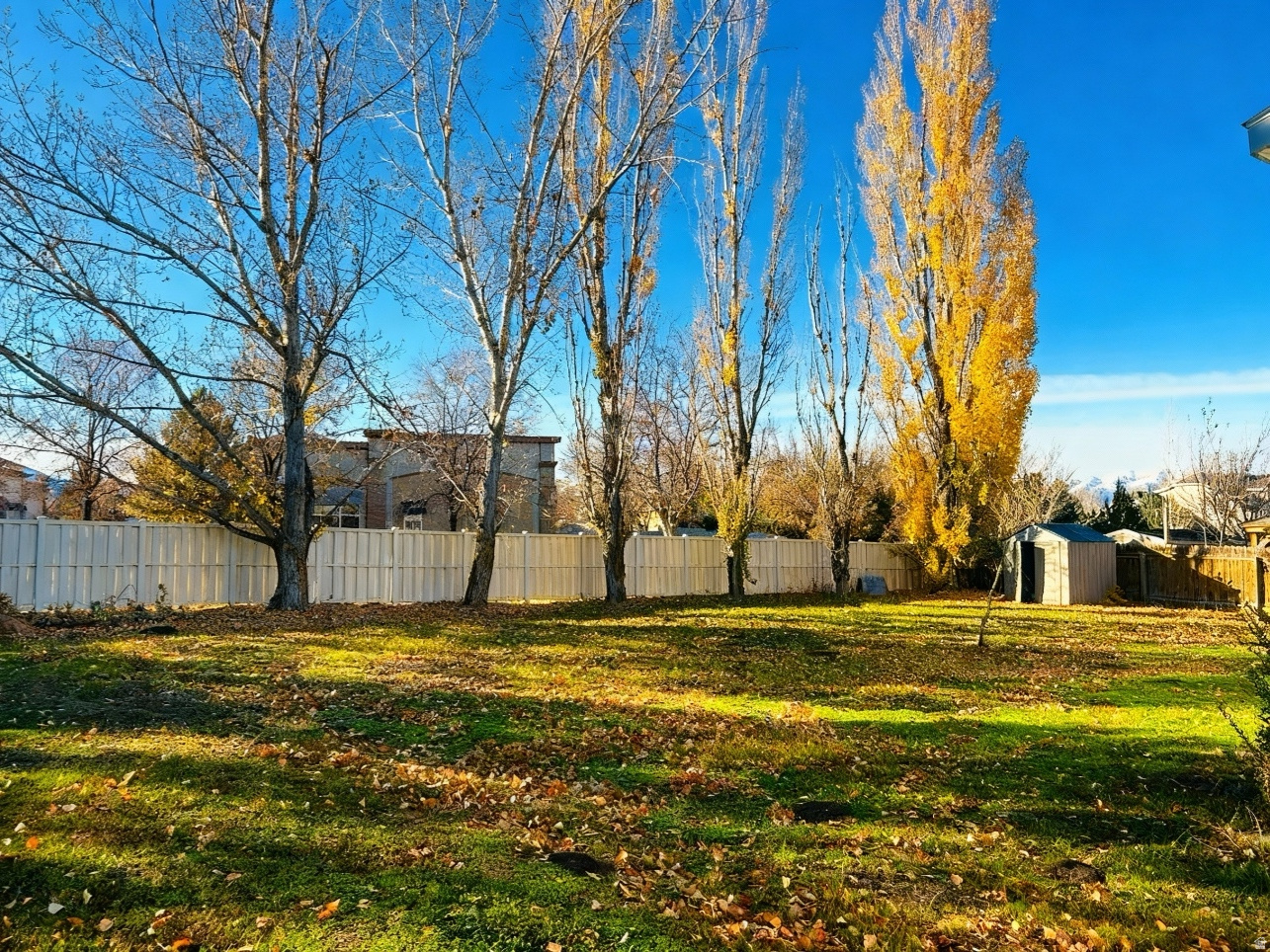 COUNTRY CLUB SUB - Residential