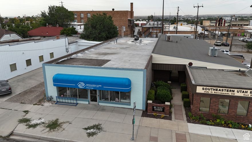 This is a rare opportunity to purchase a highly visible, centrally located commercial building in Price, Utah. Previously operated as the Boys & Girls Club, the property is well-suited for office, retail, restaurant, clinic, or community use. The sale includes the building, land, ADA-compliant upgrades, and a secure access system. With over 4,493 sqft of flexible space, this building offers immediate use potential and future investment upside! Seller financing available with 20% down.