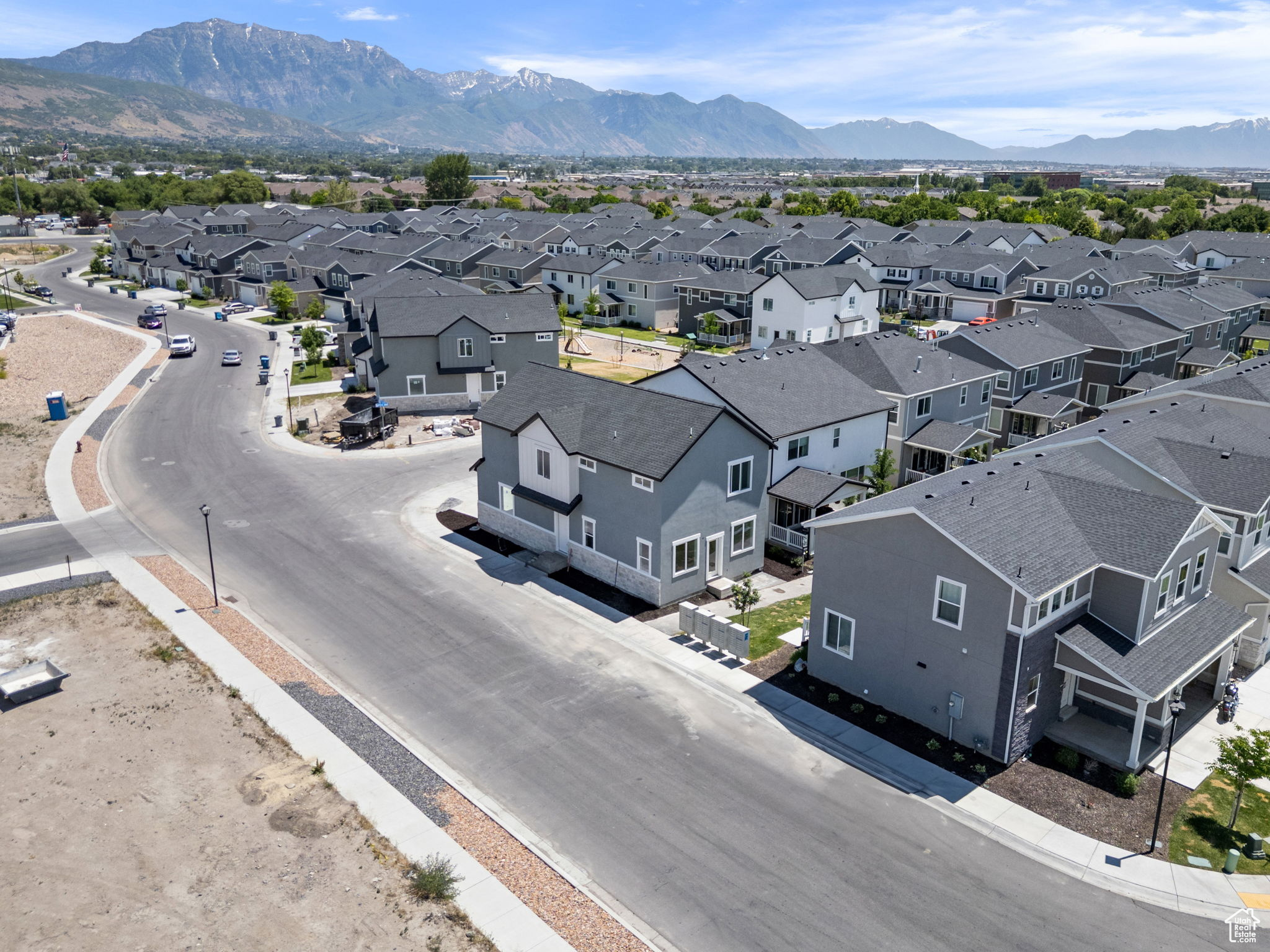 HIDDEN SPRINGS - Residential