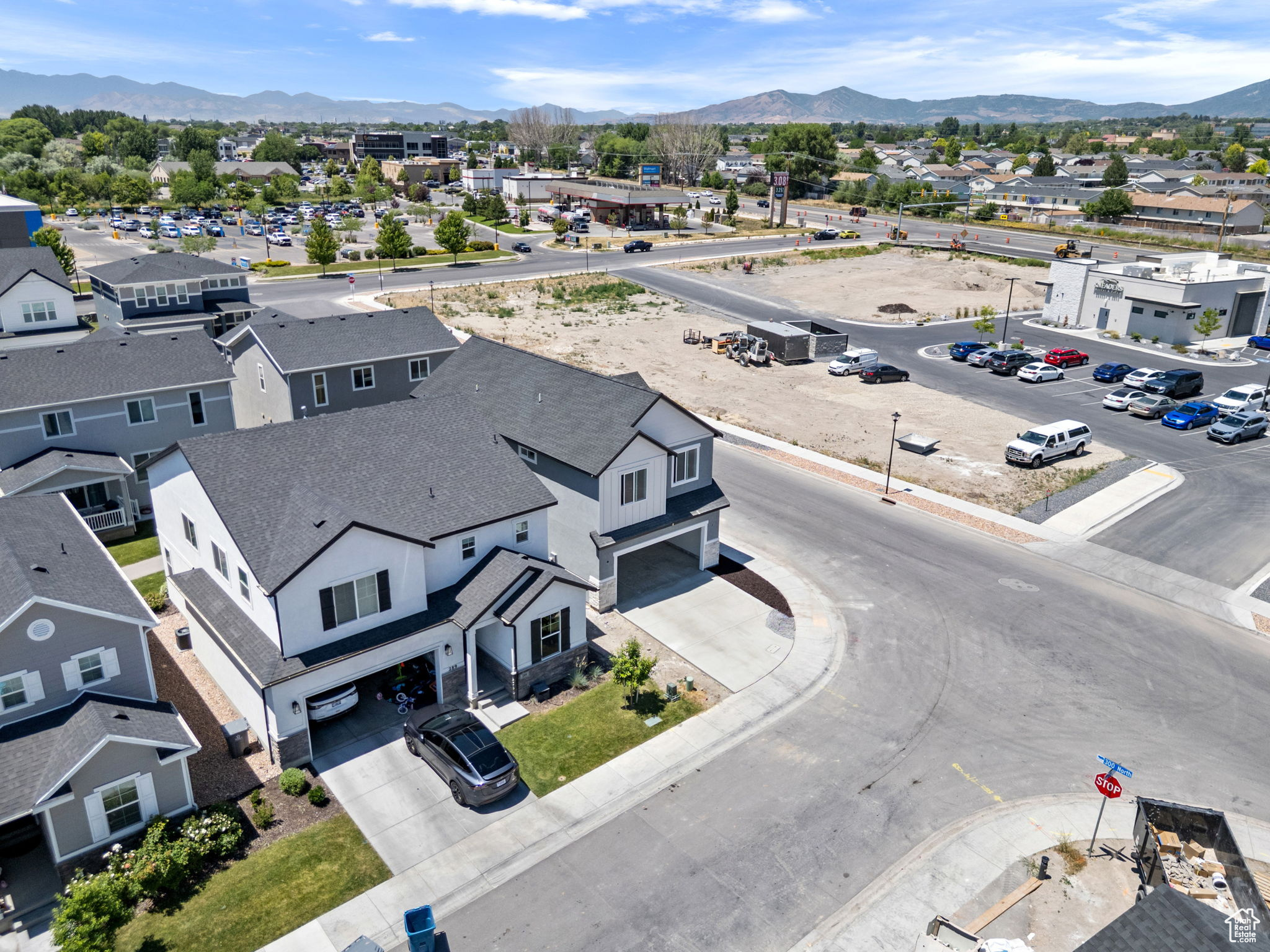 HIDDEN SPRINGS - Residential