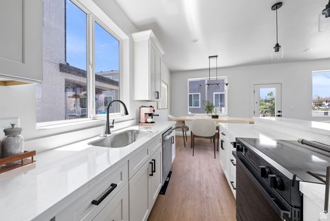 Tiny photo for 295 N 1580 W, Pleasant Grove, UT 84062 (MLS # 2115149)