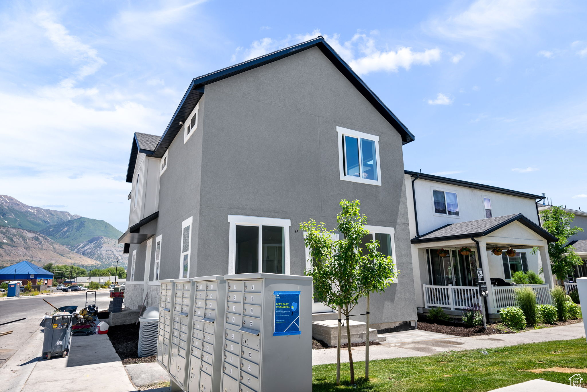 HIDDEN SPRINGS - Residential