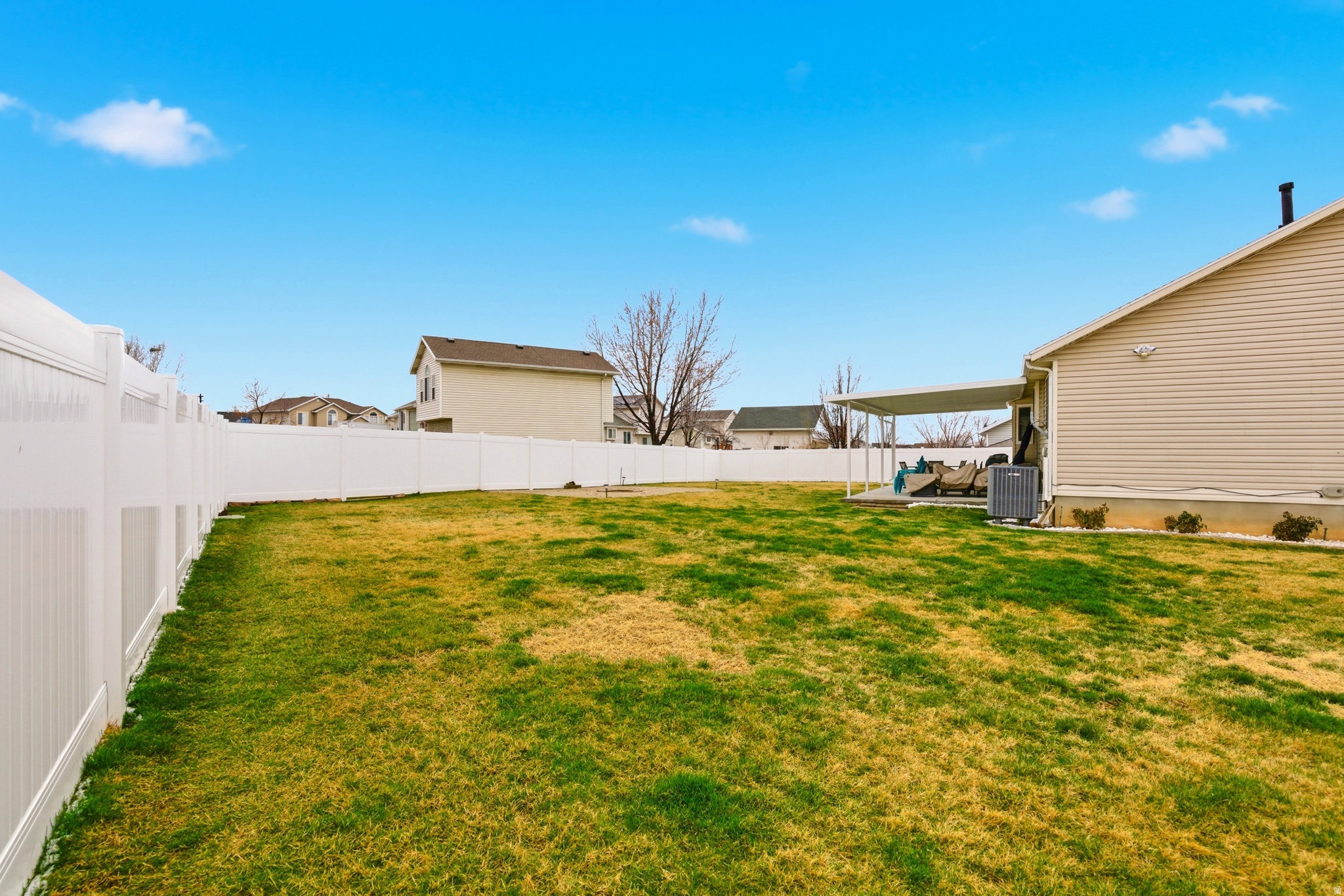 EDGEWATER ESTATES - Residential