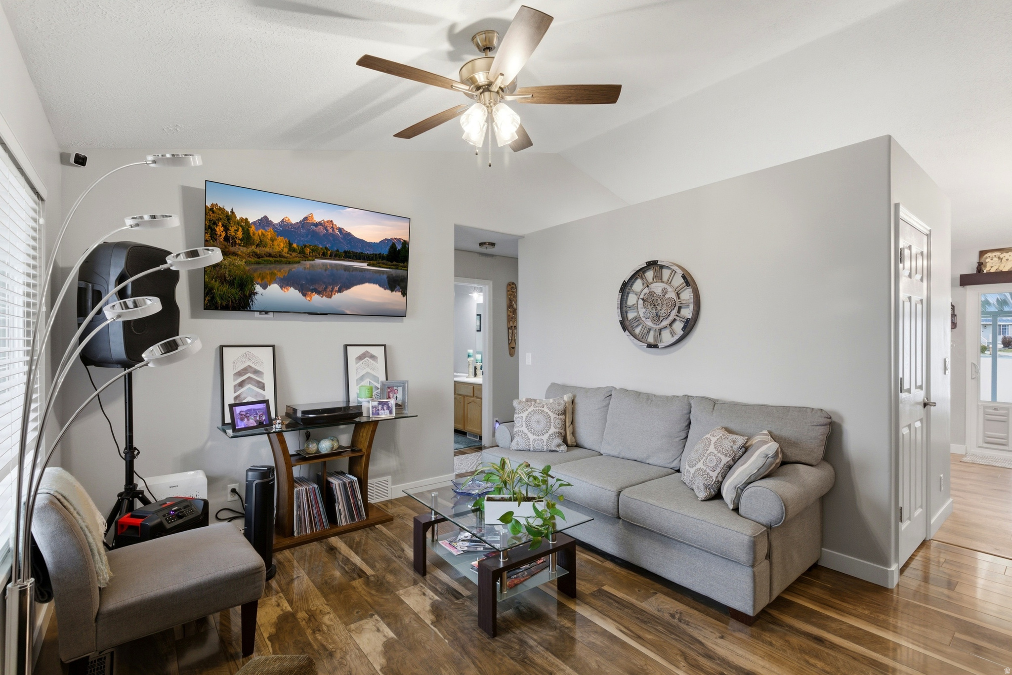 EDGEWATER ESTATES - Residential