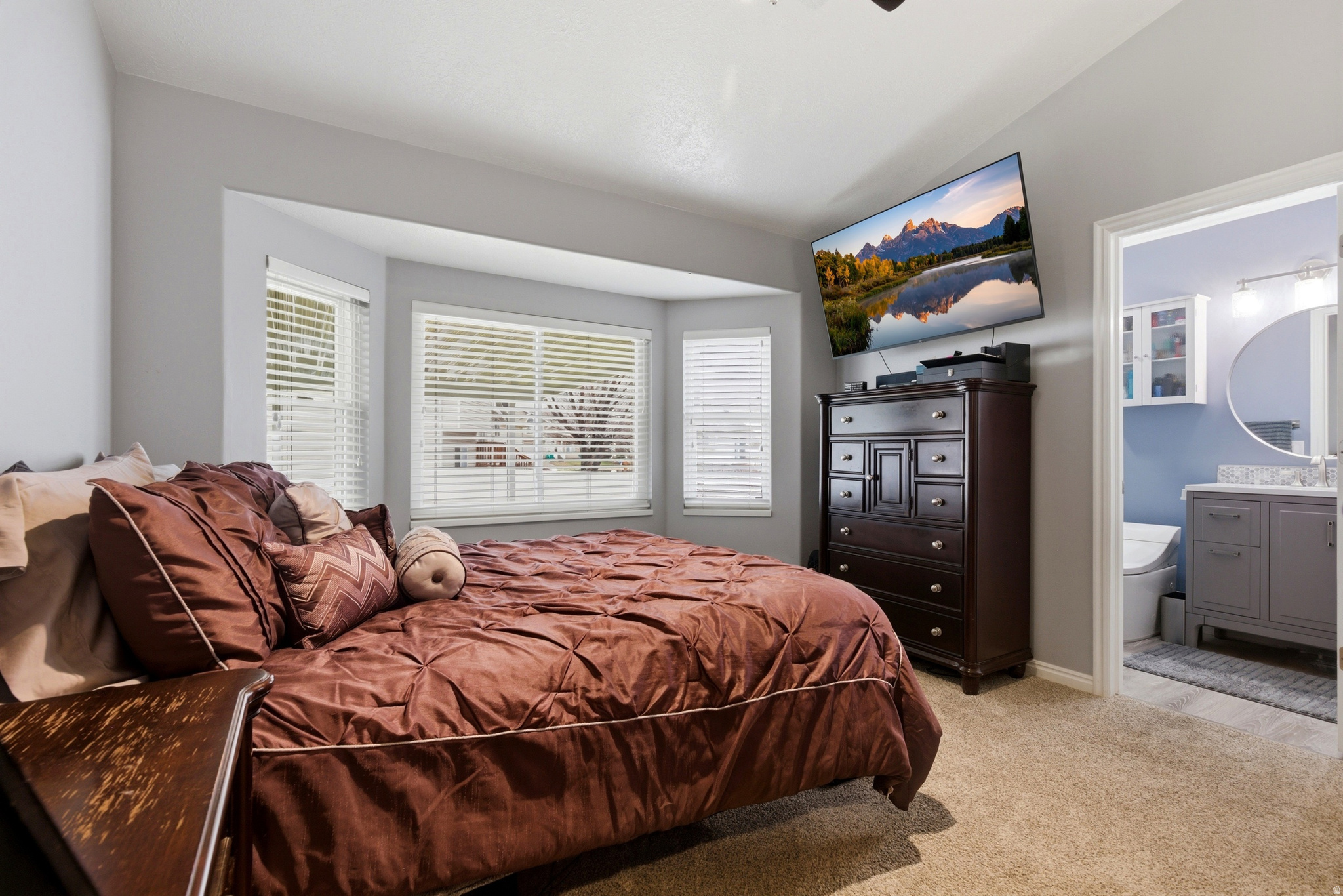 EDGEWATER ESTATES - Residential