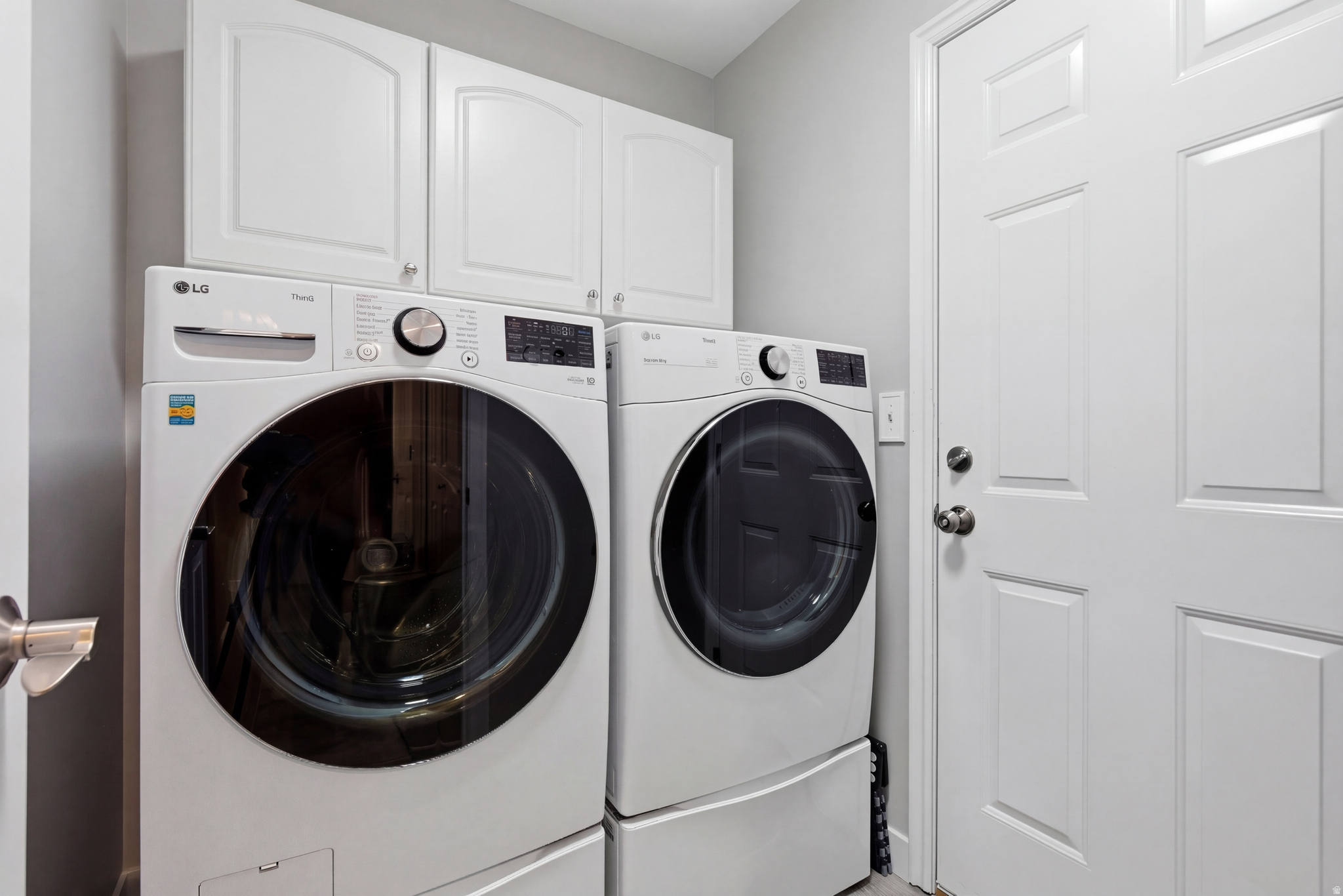 EDGEWATER ESTATES - Residential